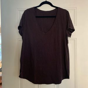 Lululemon love v neck tee